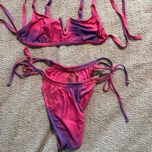Lulus bikini size medium - Picture 1 of 4